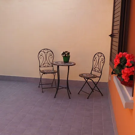 R&b Giardino 34 Bed and Breakfast Φορλί