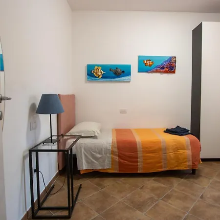 R&b Giardino 34 فورلي