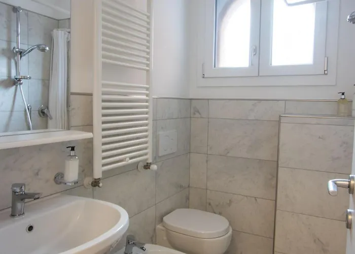 R&b Giardino 34 3* פורלי