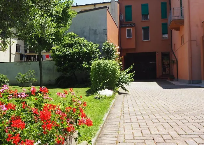 R&b Giardino 34 Oda ve Kahvaltı 3*